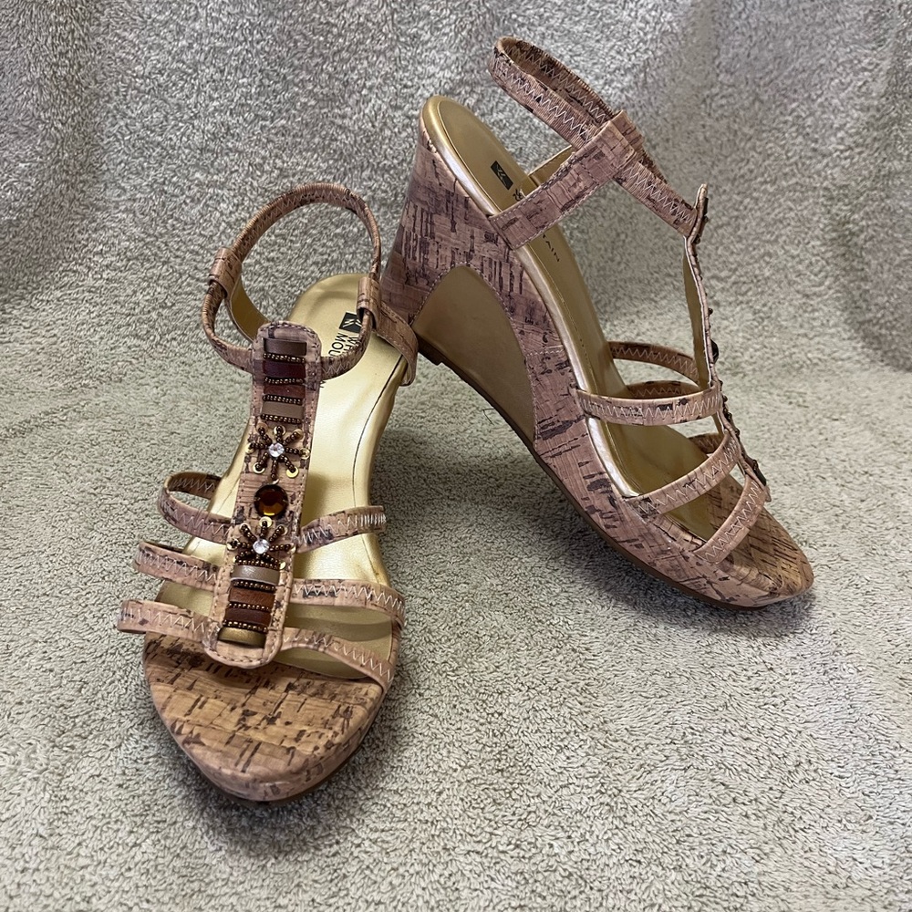 Pretty sandals!